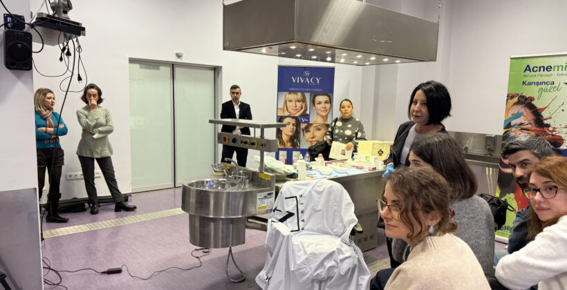 Marmara Üniversitesi Stylage Sunumu – Dr. Filiz Kuşak ile Canlı Uygulamalı Eğitim Marmara Üniversitesi Stylage Sunumu – Dr. Filiz Kuşak ile Canlı Uygulamalı Eğitim