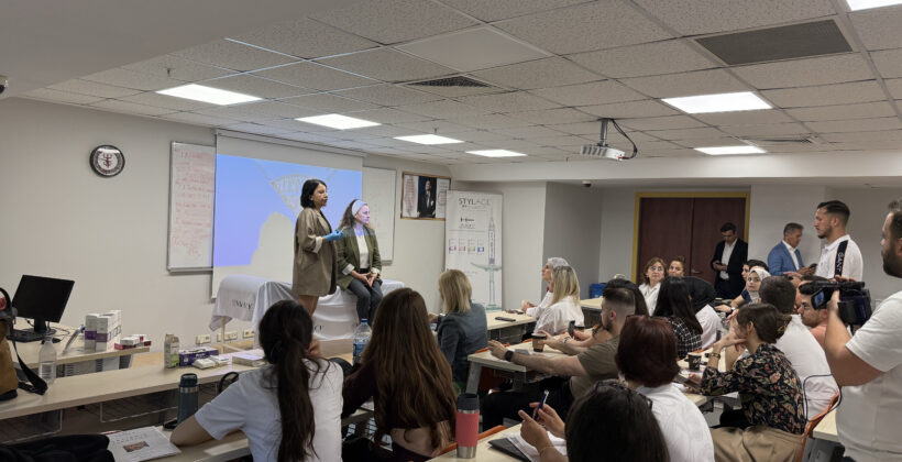 Kocaeli Üniversitesi Stylage Sunumu – Dr. Filiz Kuşak ile Canlı Uygulama Deneyimi Kocaeli Üniversitesi Stylage Sunumu – Dr. Filiz Kuşak ile Canlı Uygulama Deneyimi